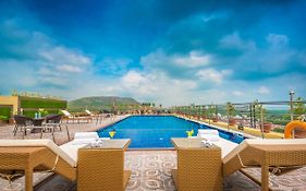 Hotel Clarion Inn Jaipur